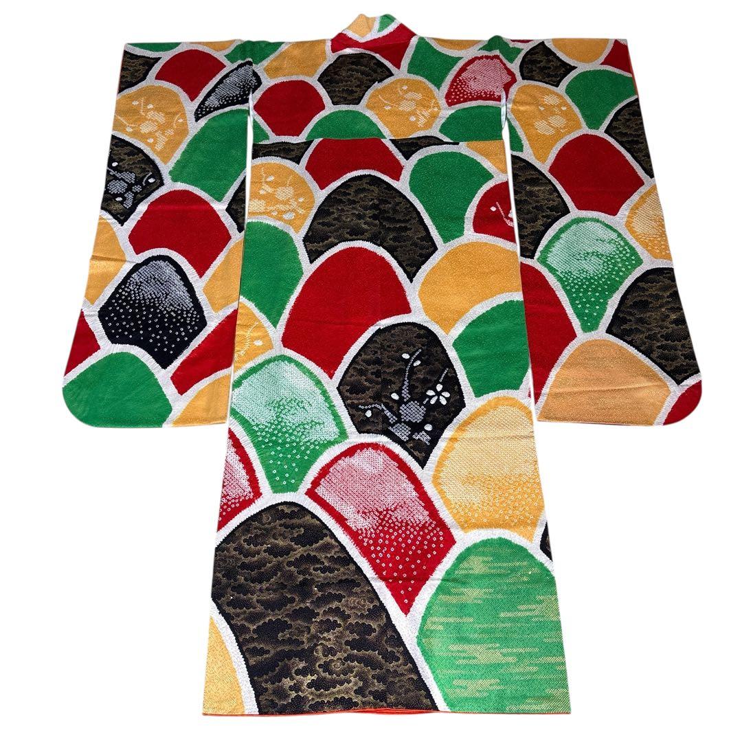 (う19) 個性派‼️彩りの芸術✨総絞り 青海波文様 アンティーク振袖㊗️③点セット