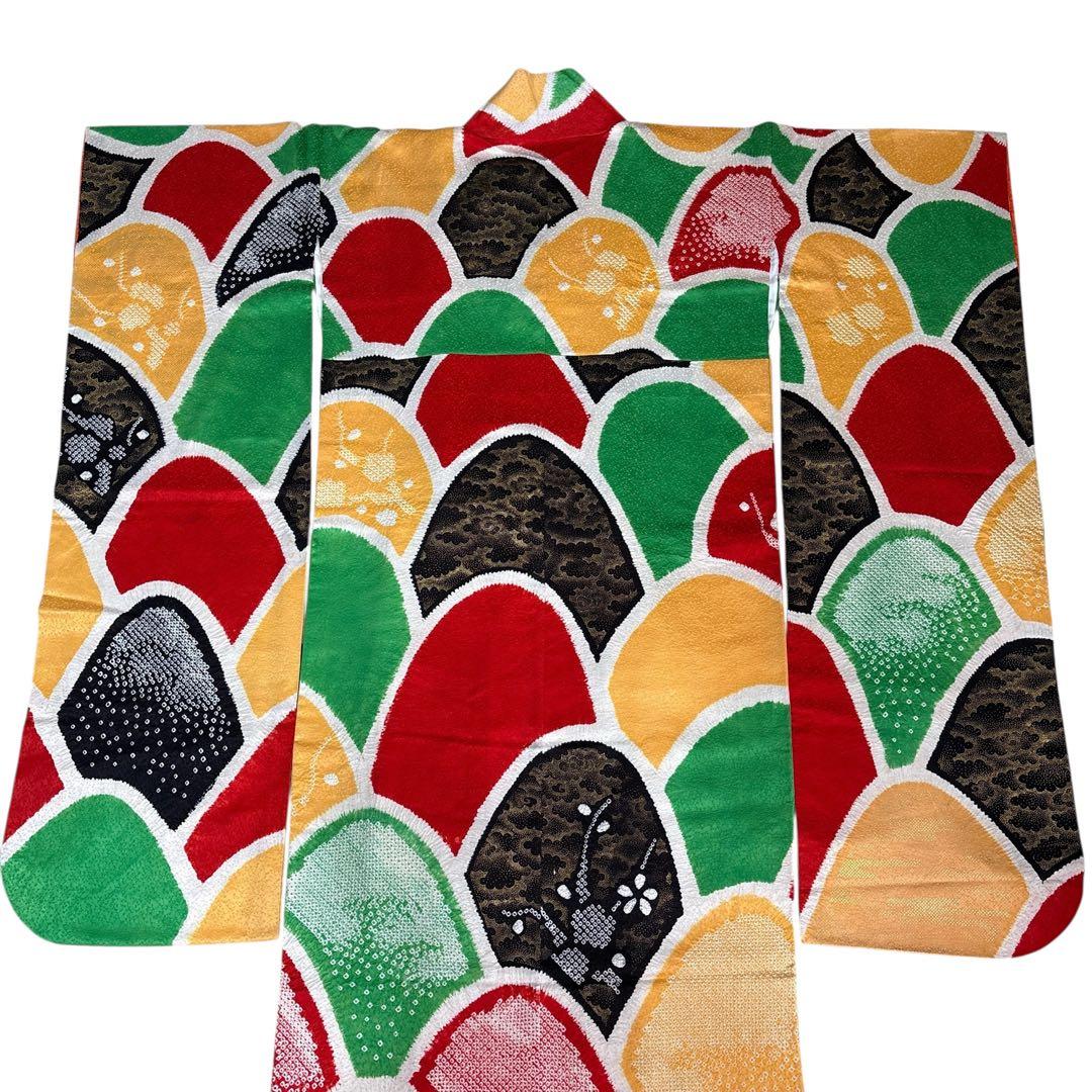 (う19) 個性派‼️彩りの芸術✨総絞り 青海波文様 アンティーク振袖㊗️③点セット