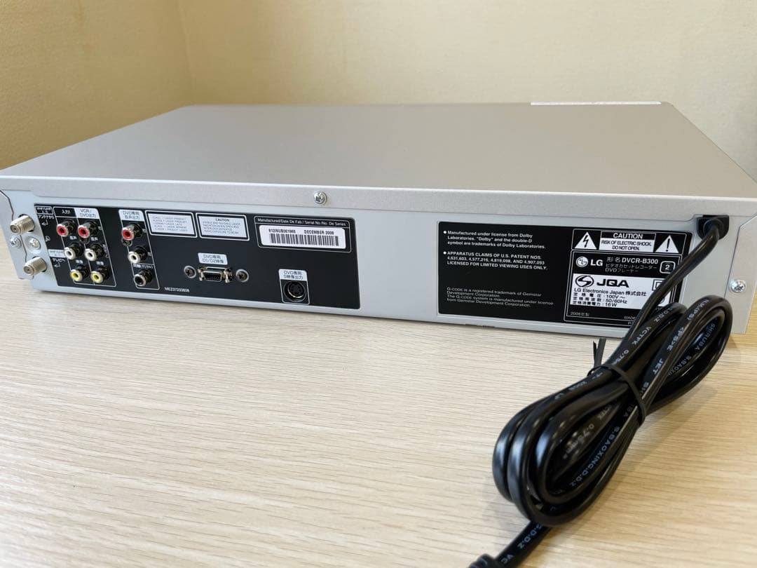 【新品未使用】LG DVCR-B300ビデオ一体型DVDプレーヤー リモコン付