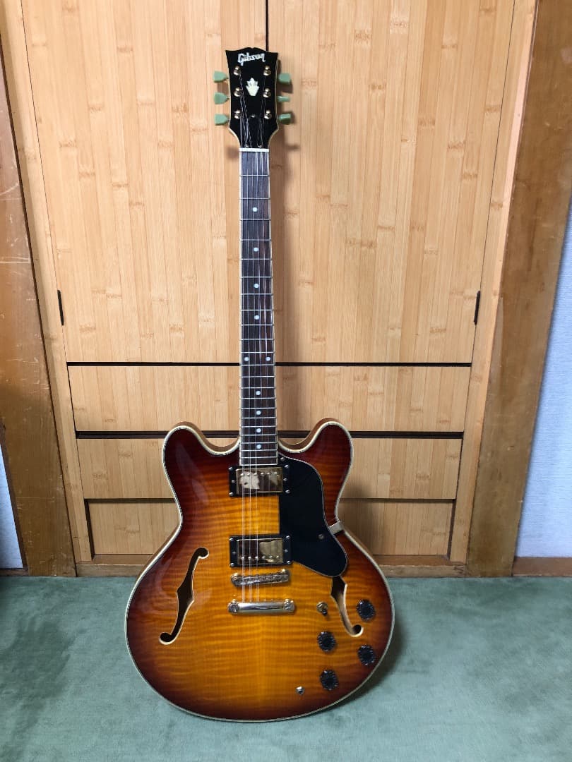 ES335タイプモデル　チブソン　使えます