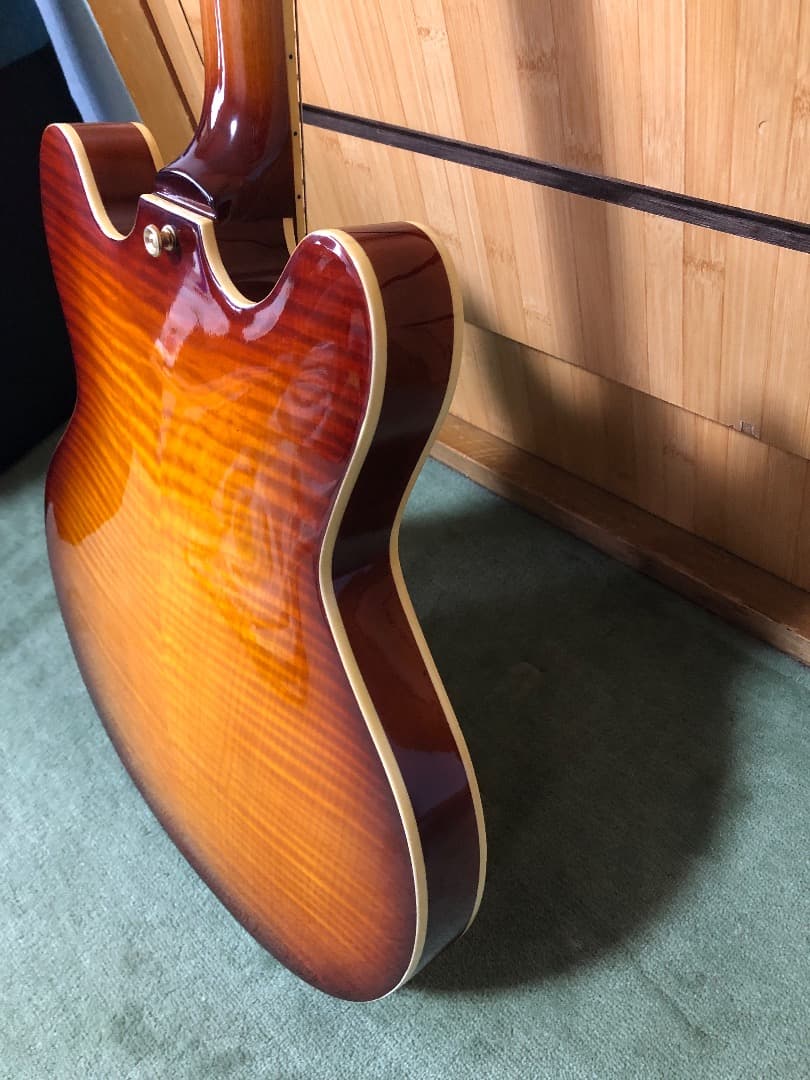 ES335タイプモデル　チブソン　使えます