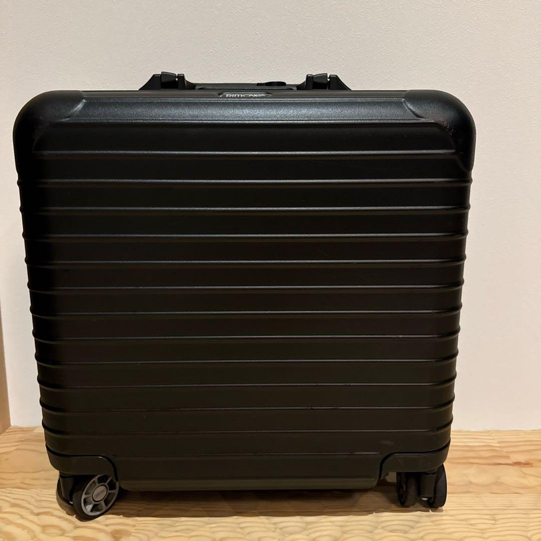 RIMOWA 四輪　サルサデラックス トロリーケース ブラック　リモワ