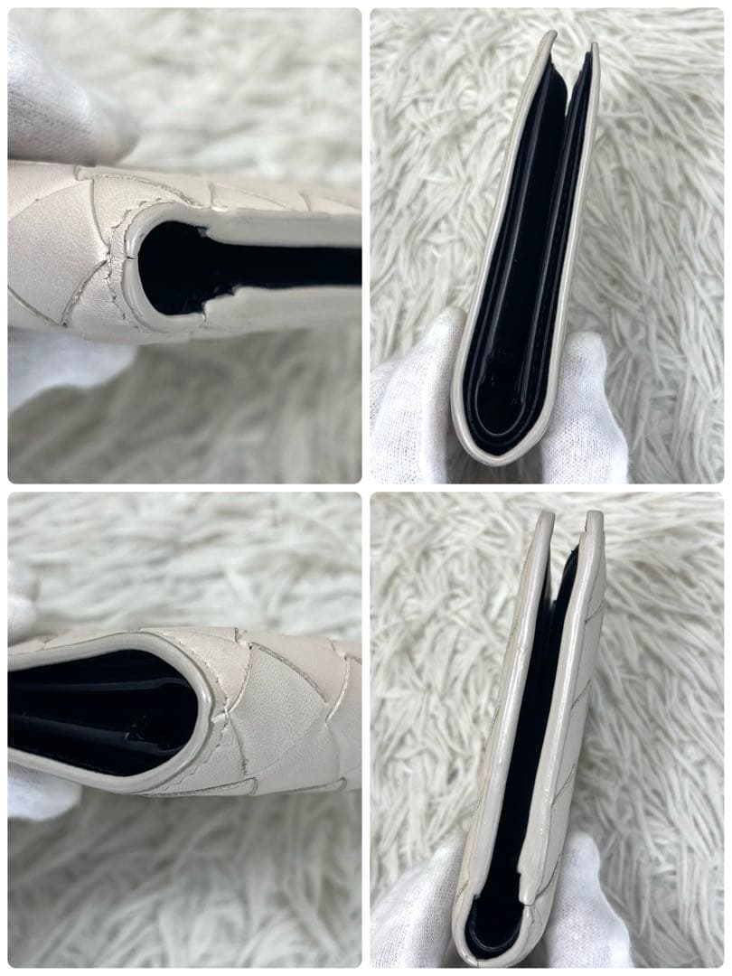 極美品‼️ ボッテガヴェネタ　二つ折り財布　イントレチャート　レザー　アイボリー