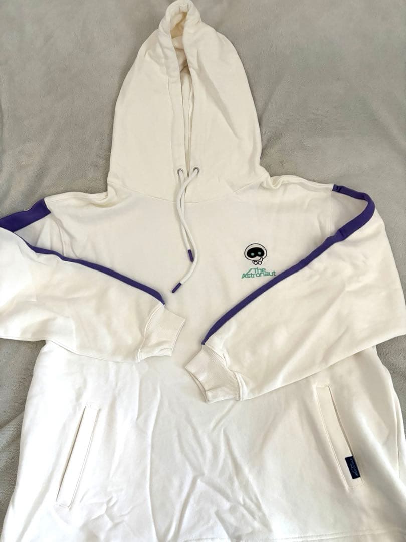 BTS JIN The Astronaut フード付きスウェット L