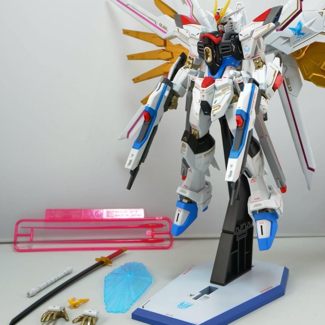 HG マイティーストライクフリーダムガンダム 塗装 完成品 ガンプラ