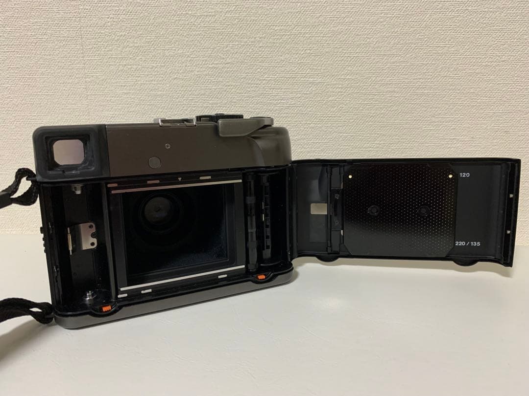 Mamiya 7 フィムルカメラ
