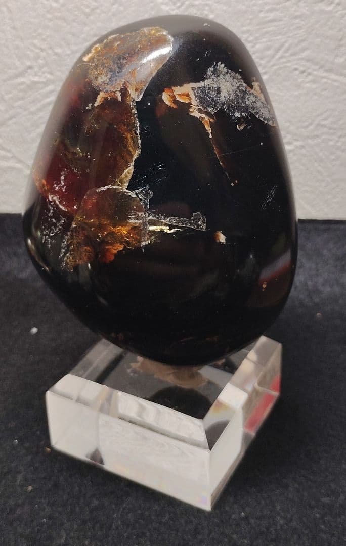 お*ち様 特大　ブルーアンバー タンブル　インドネシアスマトラ 琥珀 鏡面磨き