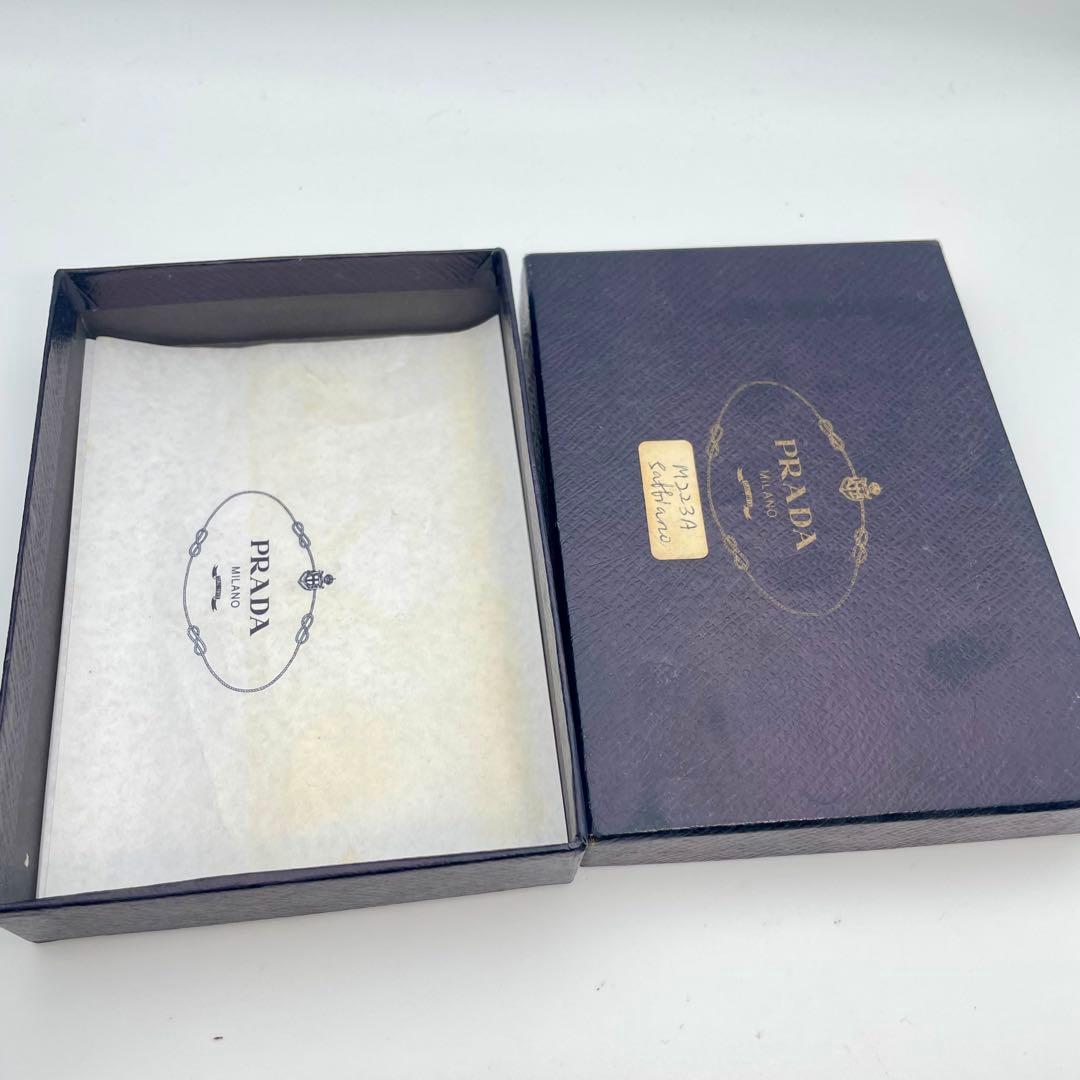 PRADA プラダ　キーケース　レザー　ブラック　管理番号【b107】