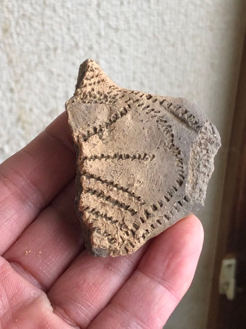 縄文時代の板状土偶のかけら