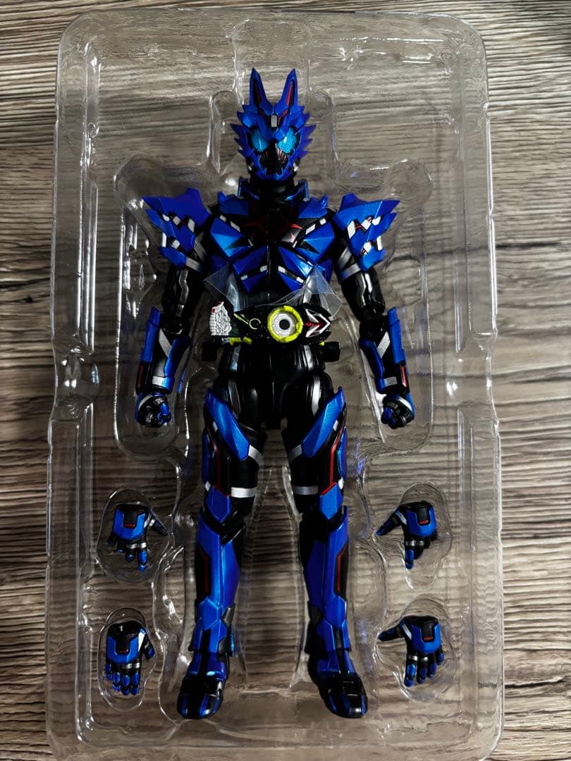 s.h.figuarts 仮面ライダーアークワン　4体セット販売