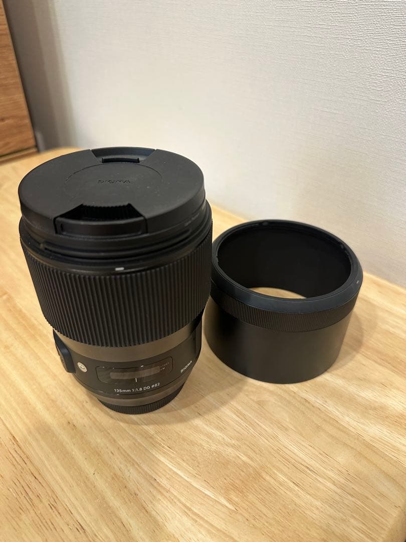 SIGMA 135mm F1.8 DG HSM Artレンズ 　キヤノンEF