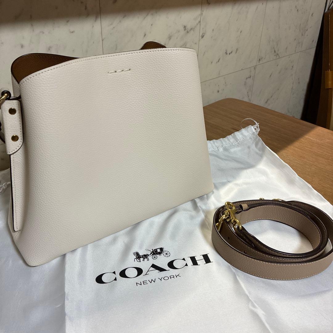 コーチ　ウィロウ ショルダー バッグ ベージュ　ストラップあり