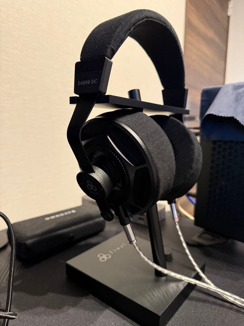 ヘッドホン final D8000 DC