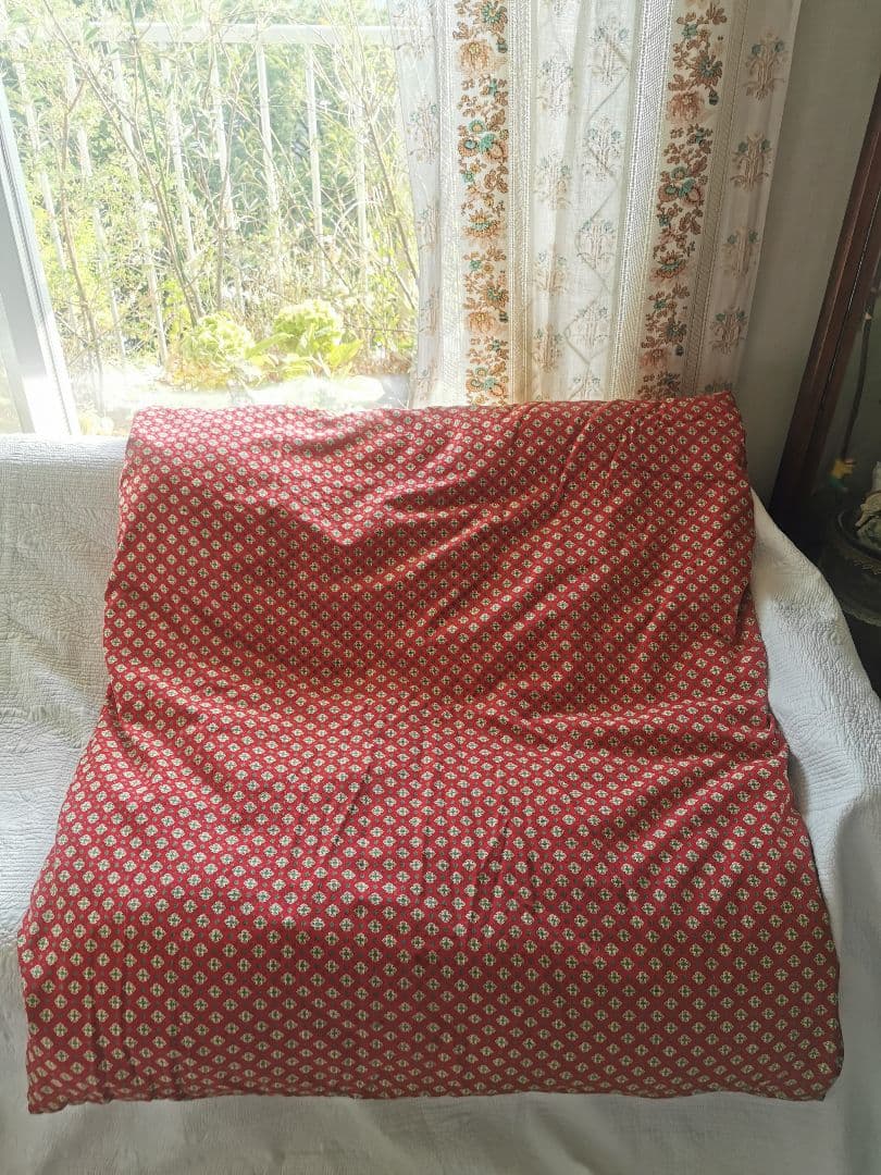 アンティークフランス 南仏プロヴァンス 羽毛フェザー/ダウン 花柄キルト 赤緑黄