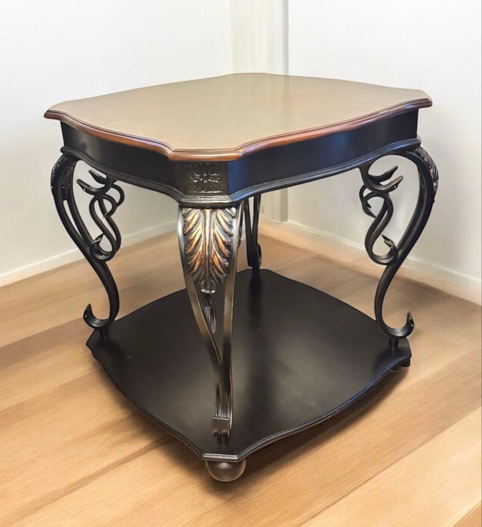 アシュレイAshley リビングダークブラウンのテーブル