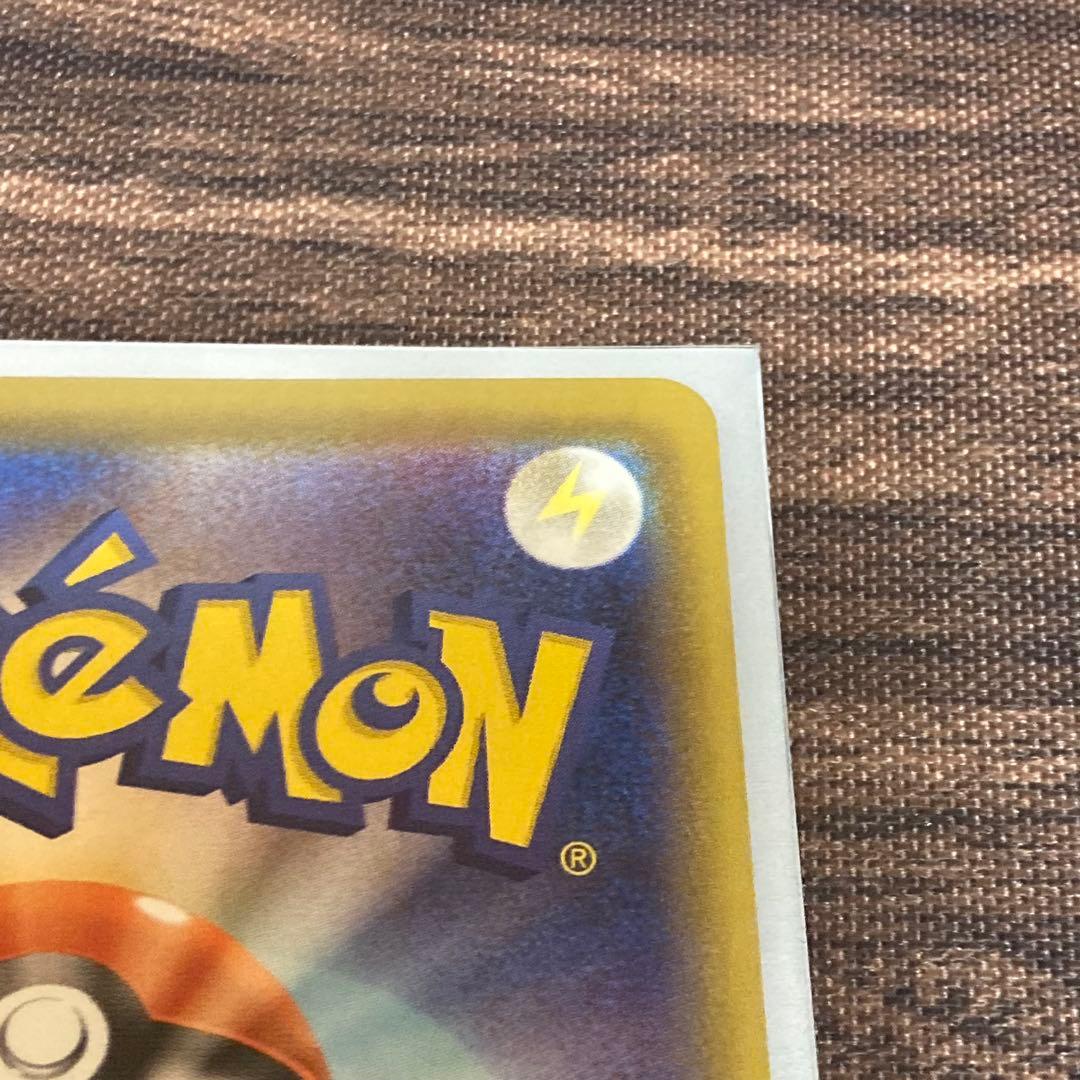 ポケカ イーブイヒーローズ ニンフィアvmax hr sa イラスト違い