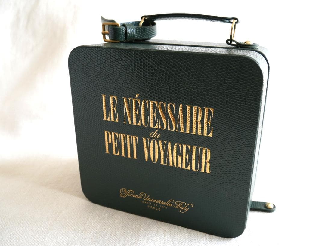 【ビュリー】「リトル トラベラーズ ビューティキット」バッグのみです。