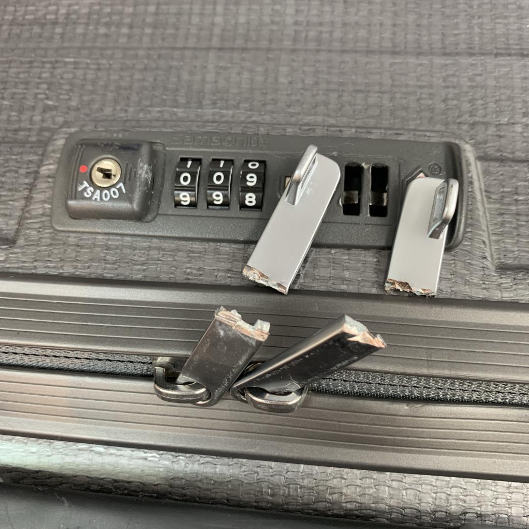 Samsonite　サムソナイト　ライトボックス　スピナー81　キャリーケース