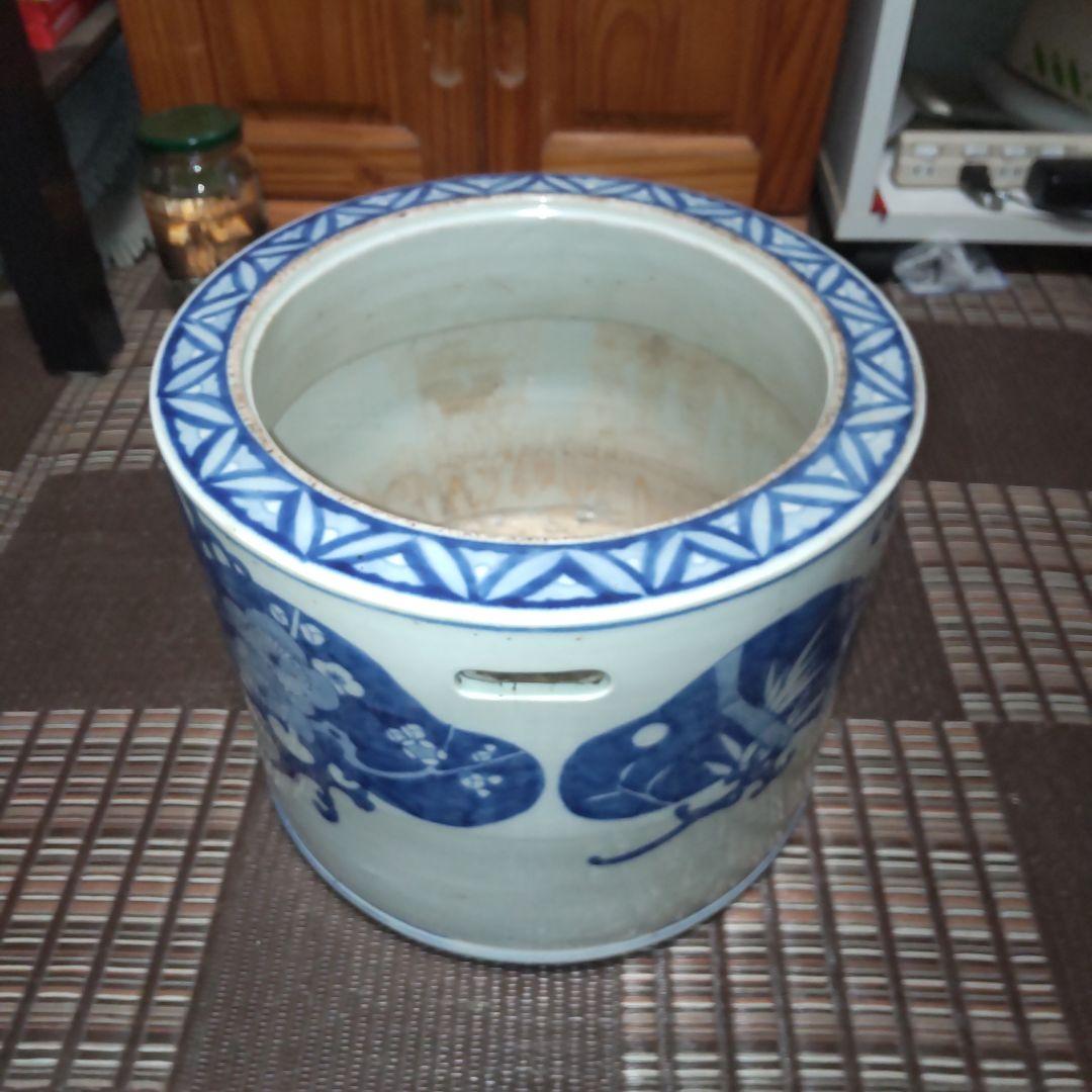 青い鳥と花模様の陶器 火鉢