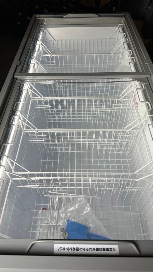 フリーザー ワイヤーバスケット付き デジタル温度表示