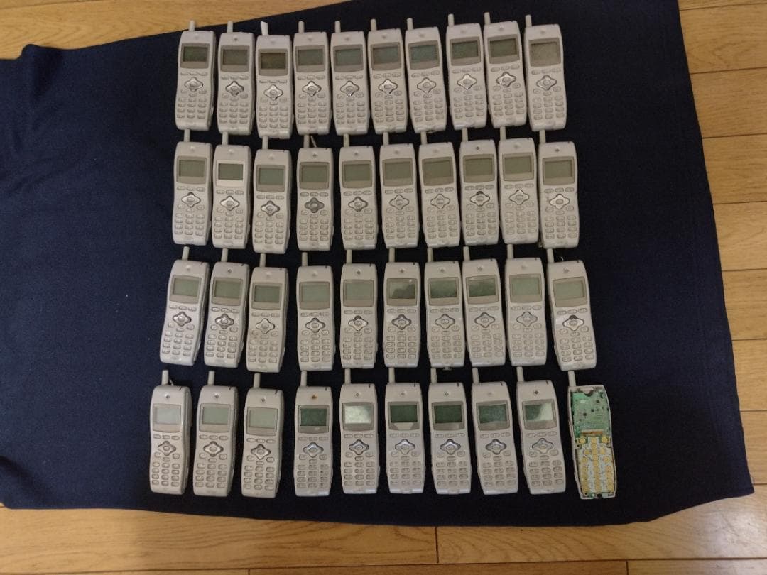 PHSデジタルコードレス電話機 UM7700 沖電気工業株式会社ジャンク