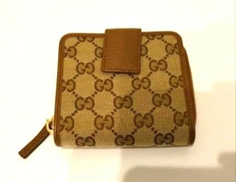 GUCCI 二つ折り財布