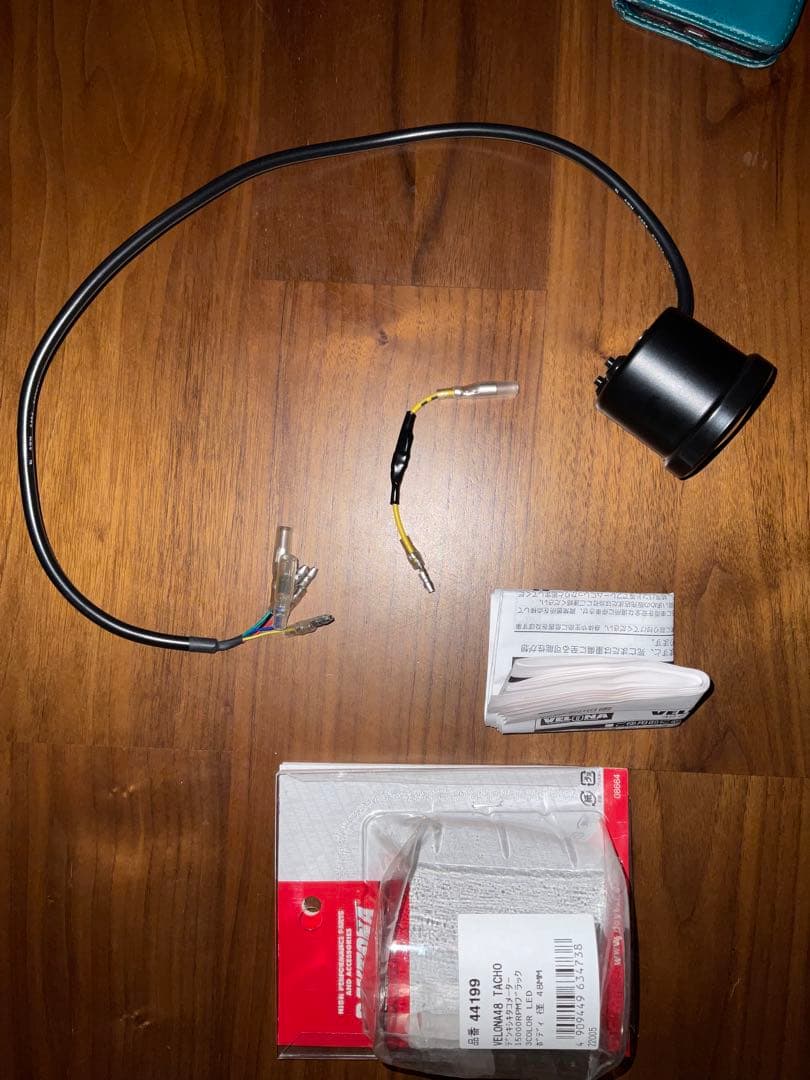 デイトナ　タコメーター　ほぼ新品