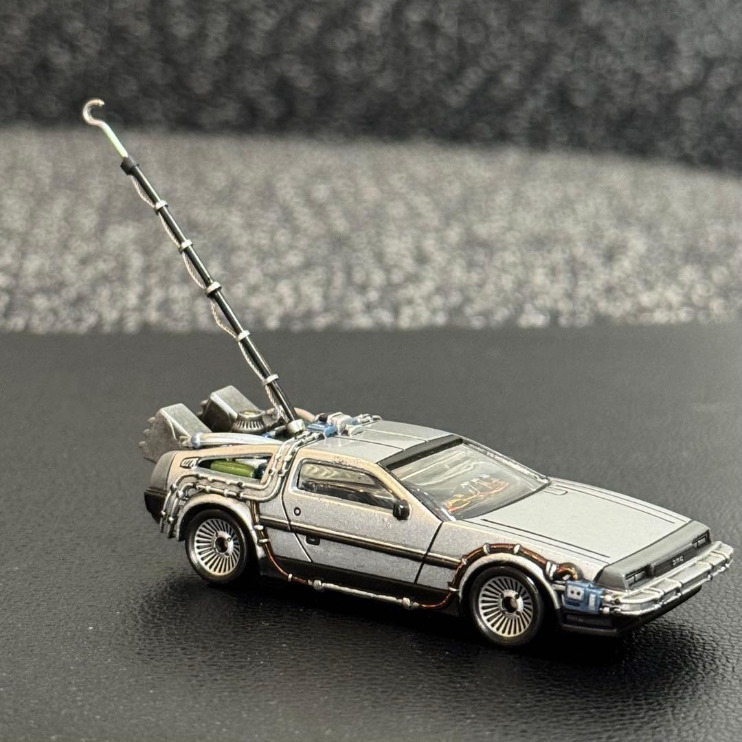 デロリアン & ドクのバン カスタム品 バックトゥザフューチャー 1/64
