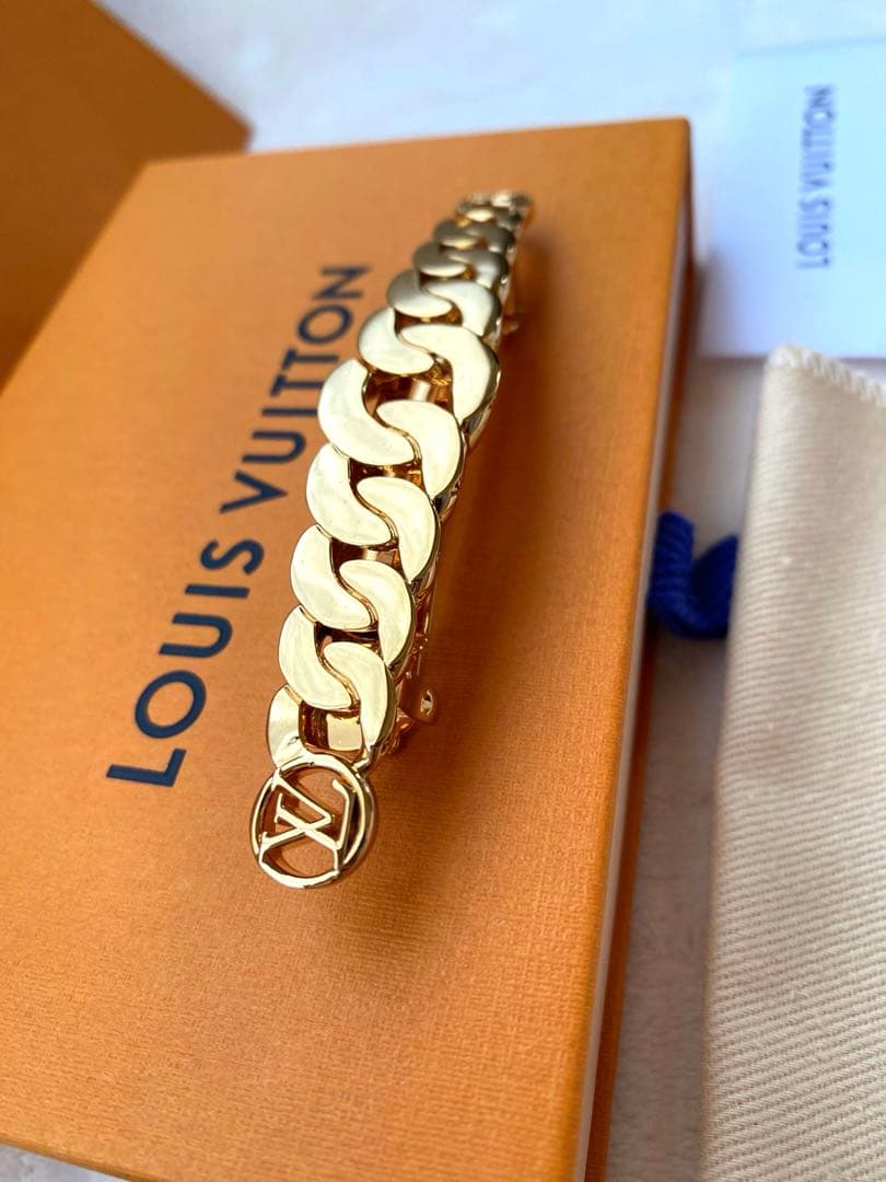 新品未使用LOUIS VUITTONバレッタアクセソワールシュブ2DM00403