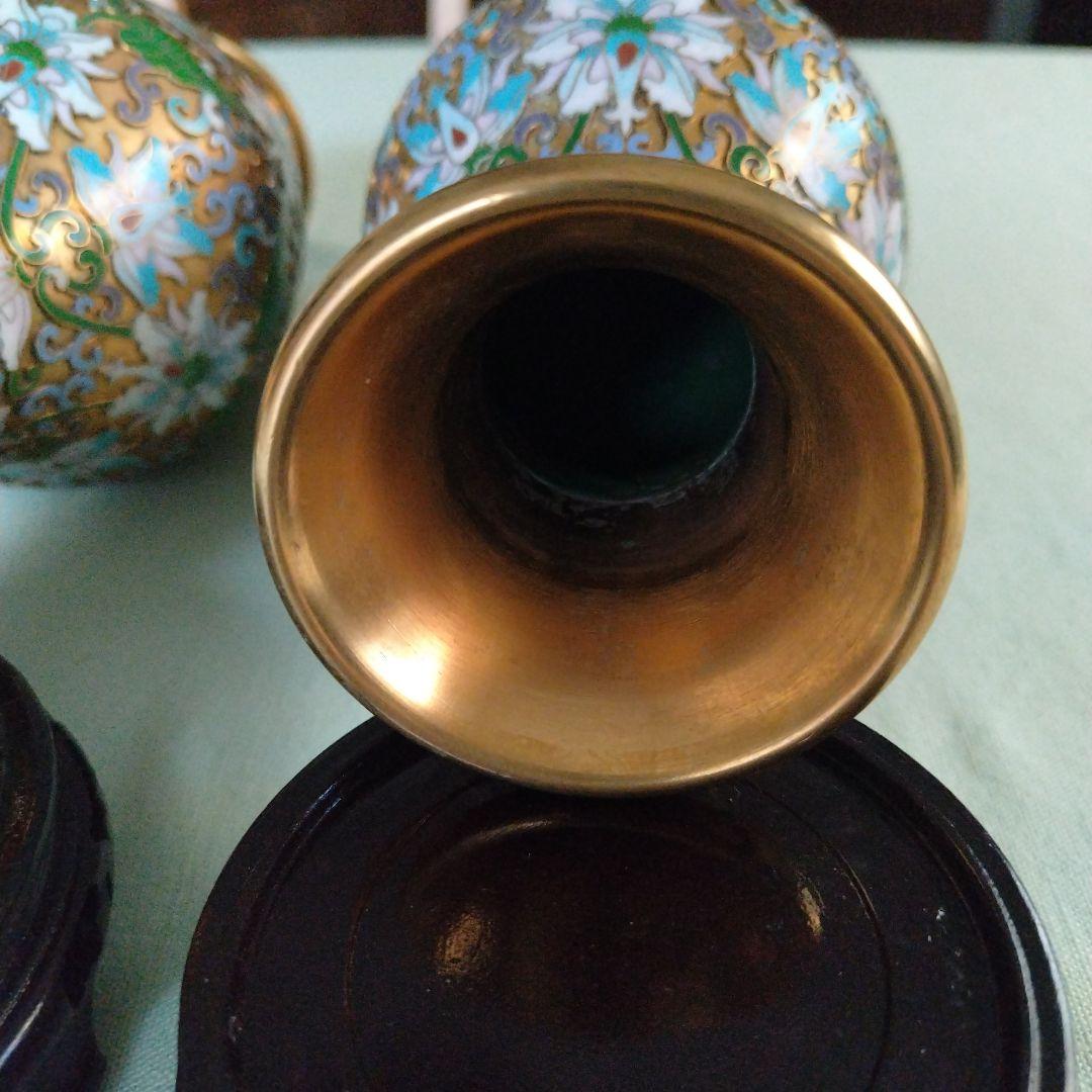 JINGFA エナメル塗装の花柄装飾花瓶（高さ約21cm）