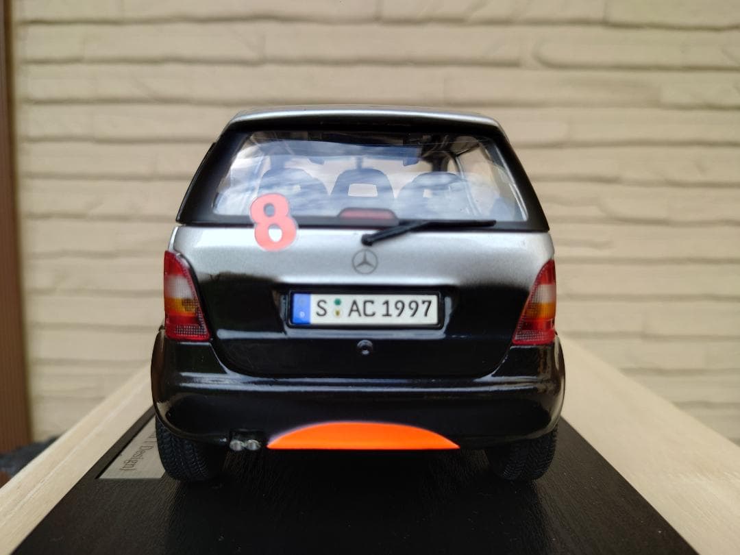 1/18 メルセデスベンツコレクション A クラス(フォーミュラ1デザイン)