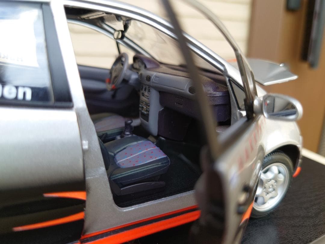 1/18 メルセデスベンツコレクション A クラス(フォーミュラ1デザイン)