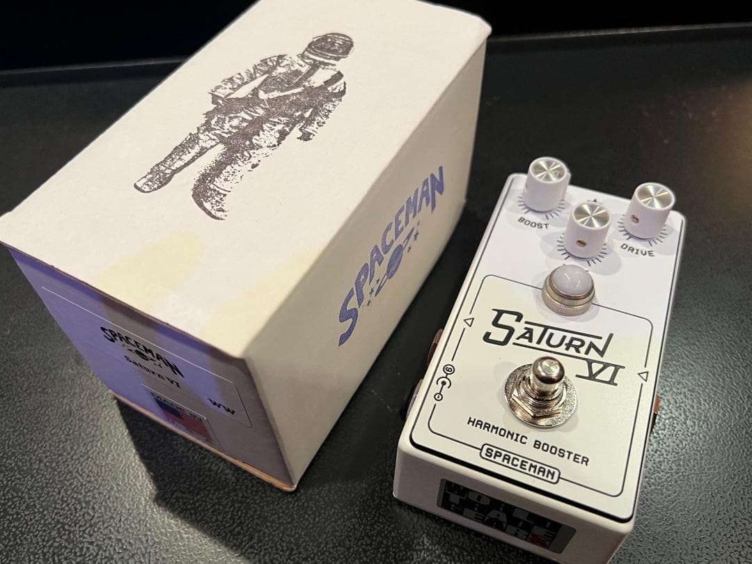 ギター Spaceman Effects Saturn VI