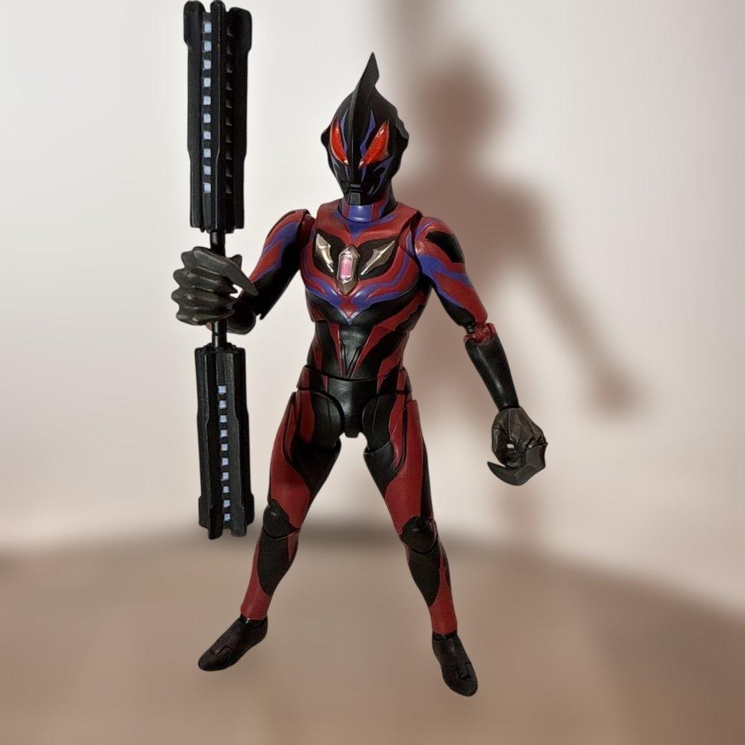 ジードダークネス　S.H.フィギュアーツ　カイザーベリアル