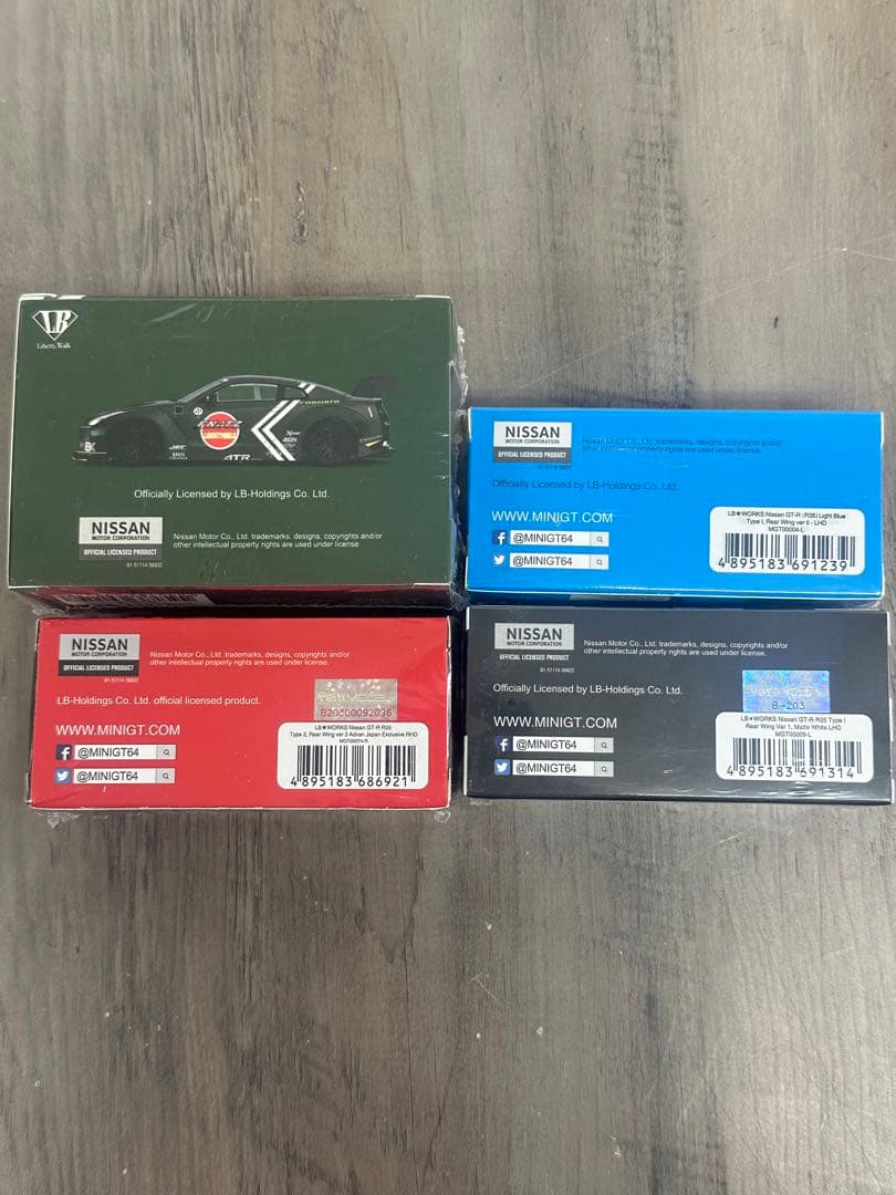 MINI GT LB★WORKS Nissan GT-R R35 ミニカーセット