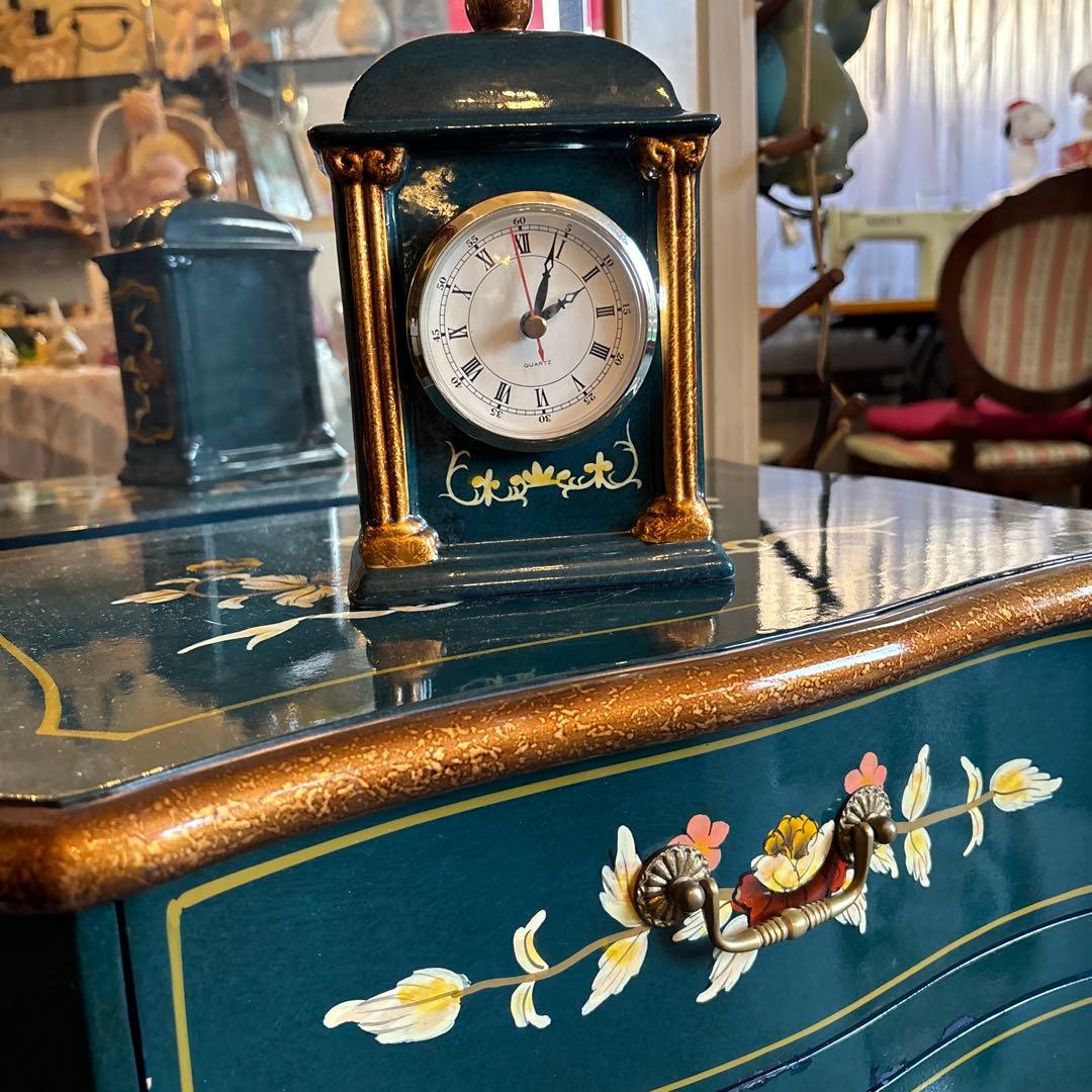 ロココ調チェスト ダークグリーン 2段引き出し　時計付き