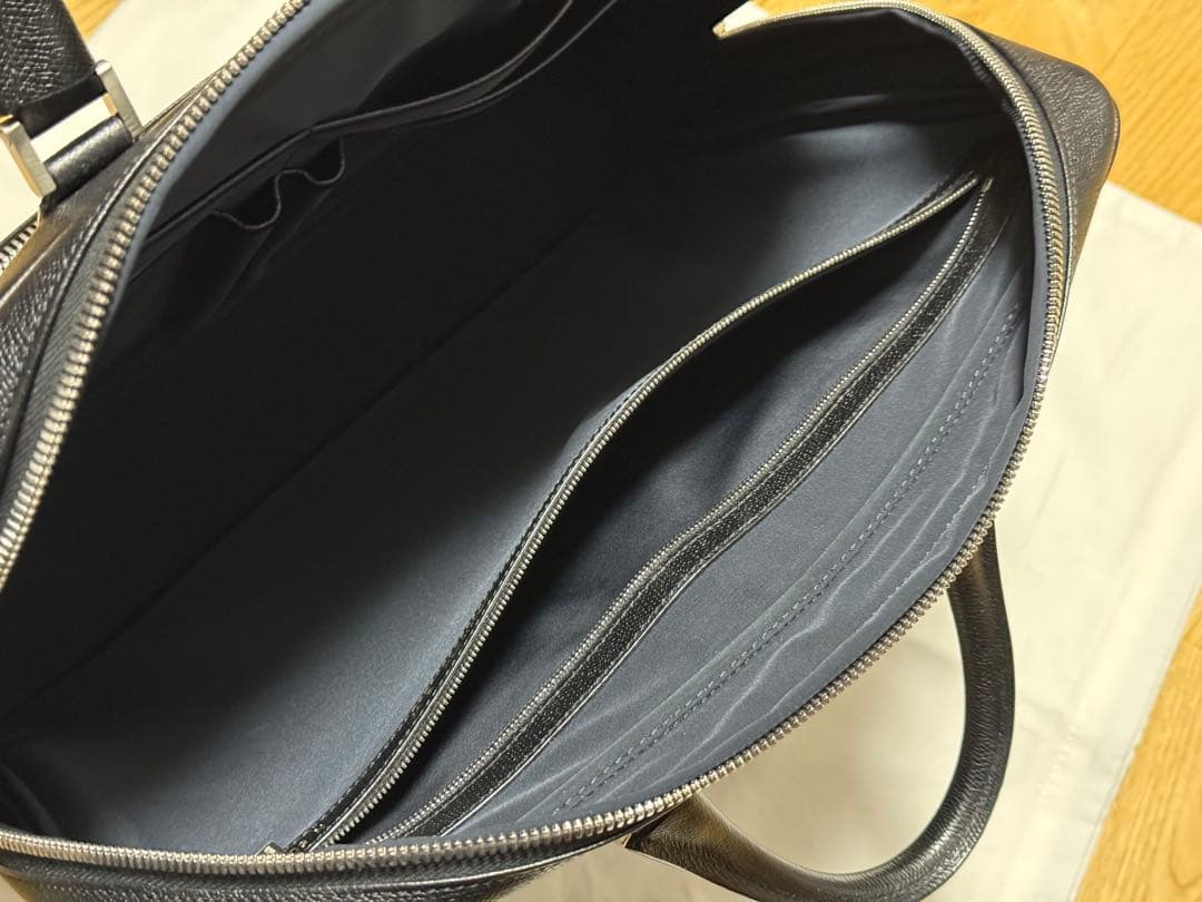 ヴァレクストラ ダブルハンドルブリーフケース ブラック