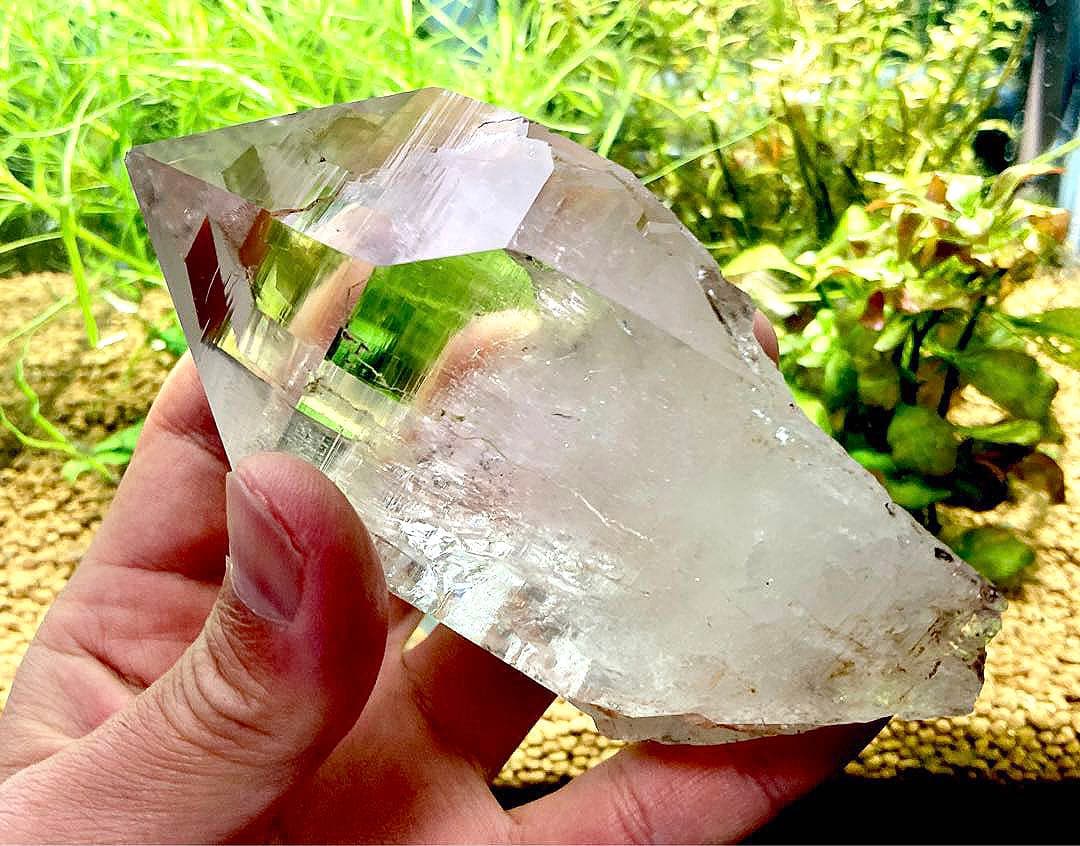 クニ　再販不可　夢幻品質　幻のカイラス聖山産　虹のヒマラヤレムリアンの原石