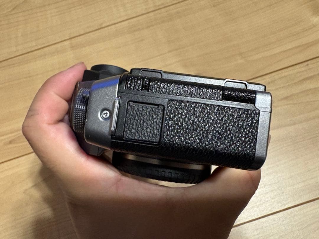 FUJIFILM X-T100 ミラーレス一眼