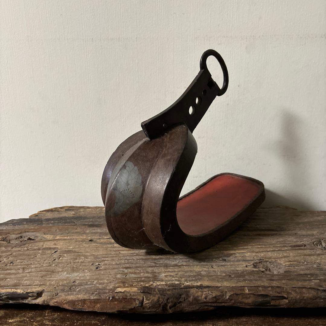 時代　馬の鎧　片方のみ　根来　古道具　アンティーク　骨董花器　検:白洲正子　李朝