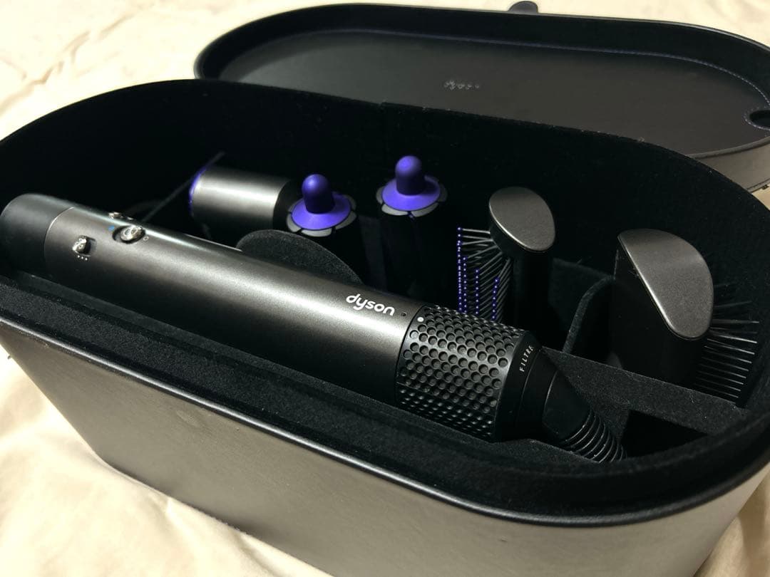 【Miki】Dyson ヘアドライヤー スタイリングツール付き