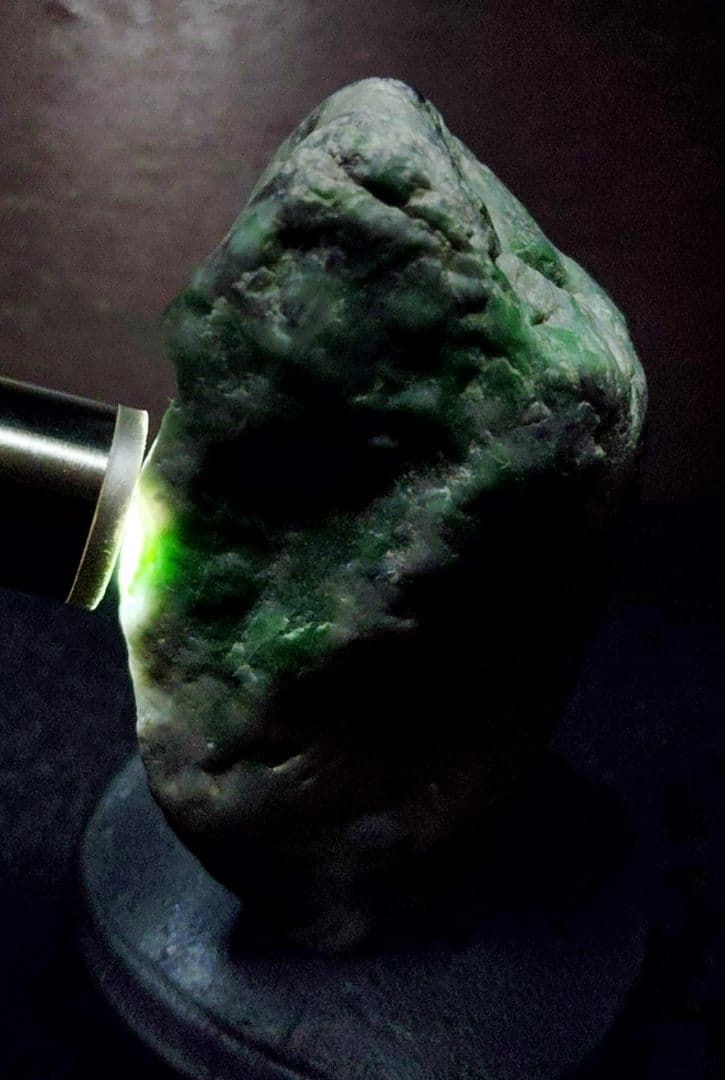 ★翡翠原石★糸魚川硬玉【大所川・転石・川ズレ・ウブ】