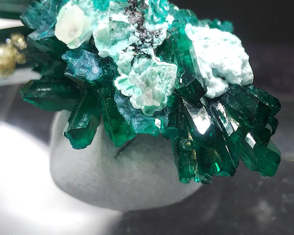 482 ダイオプテーズ 翠銅鉱 クラスター コンゴ産