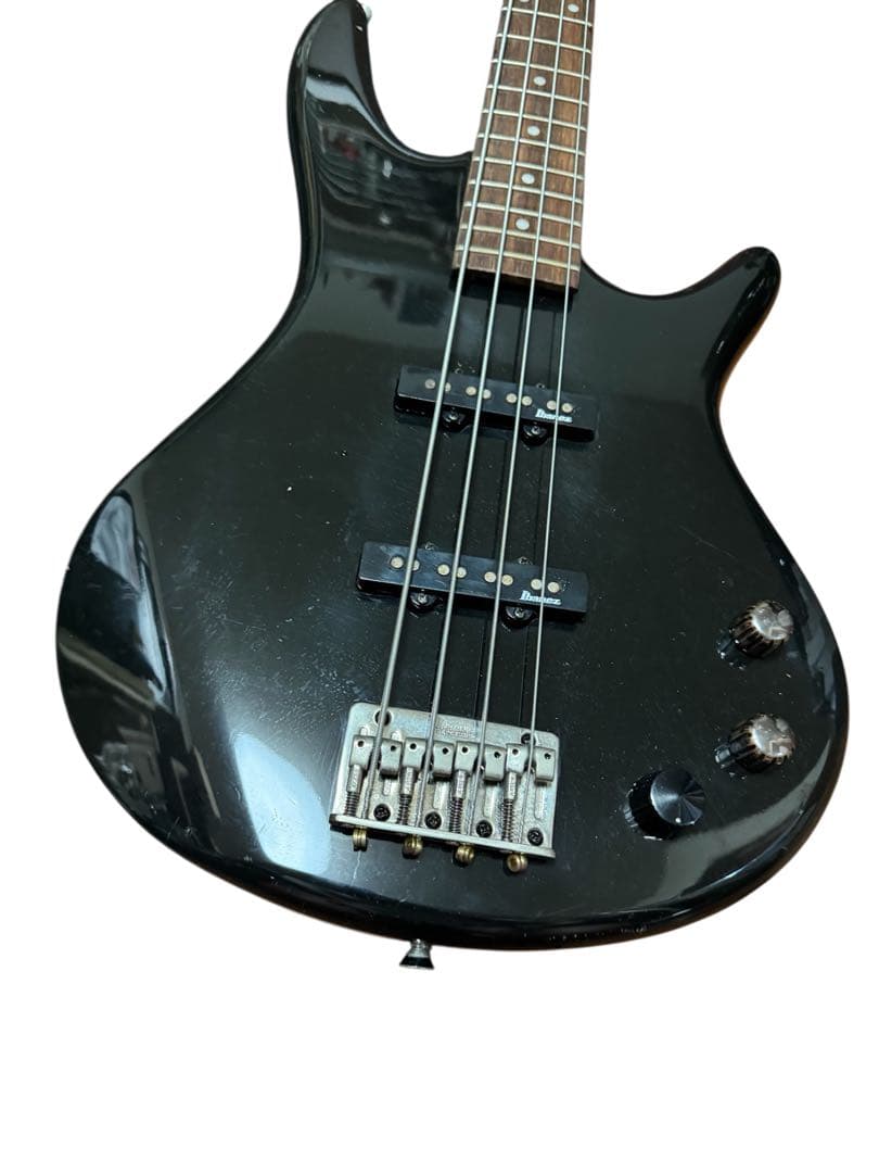 Ibanez 恐らく GSR320 エレキベース ブラック