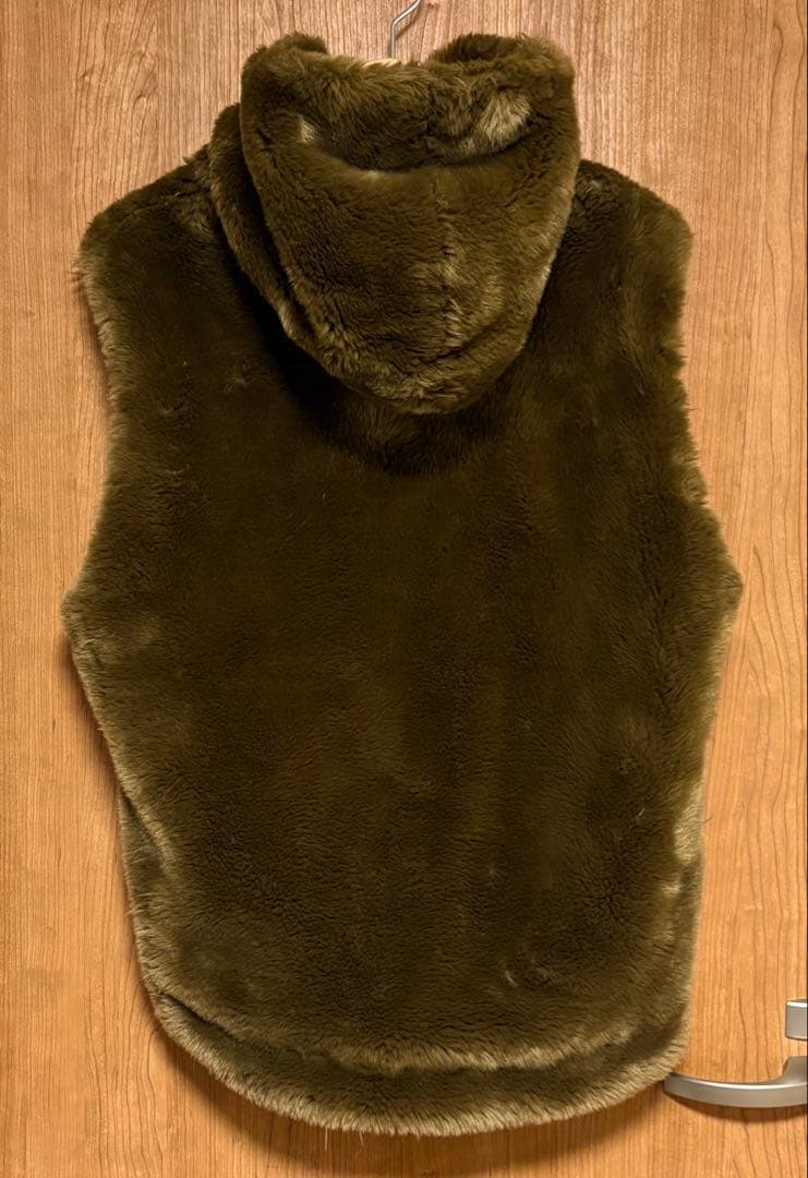 サルバム フェイクファーベスト L