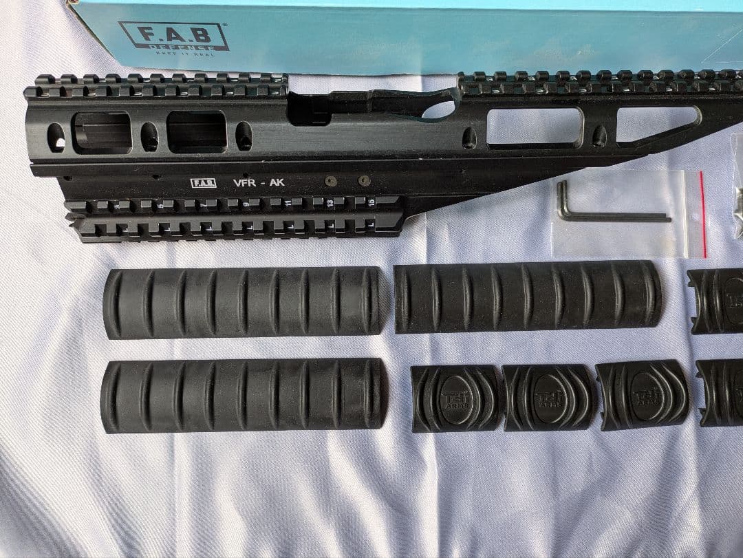 FAB DEFENSE VFR AK ハンドガード AK47/AKM/AK74