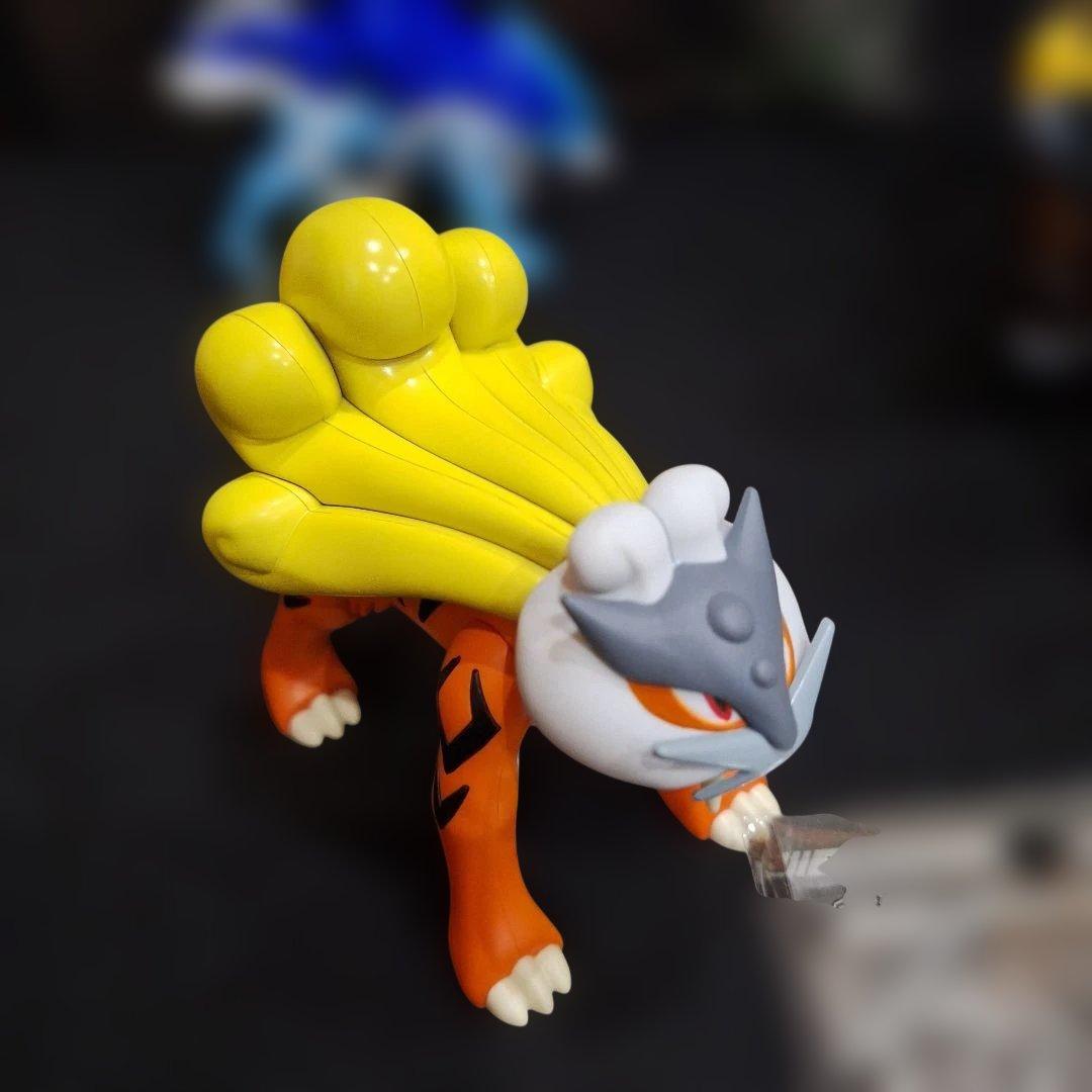 ポケモンセンター　メタルチャーム　フィギュア　色違い　まとめ