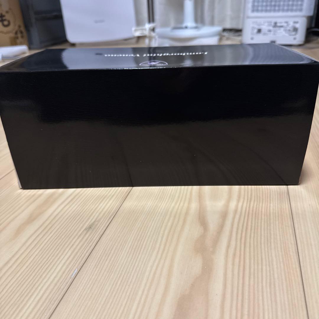 Lamborghini Veneno ミニカー 1/18