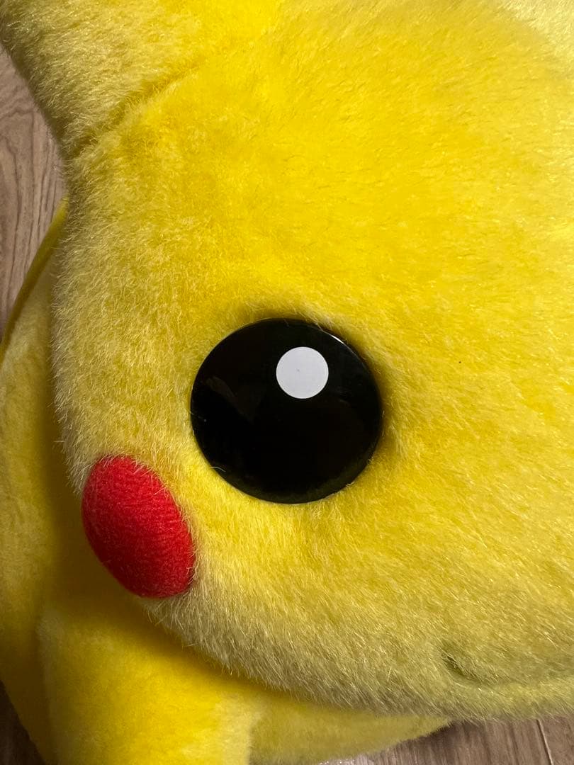 等身大 ピカチュウ ポケモン