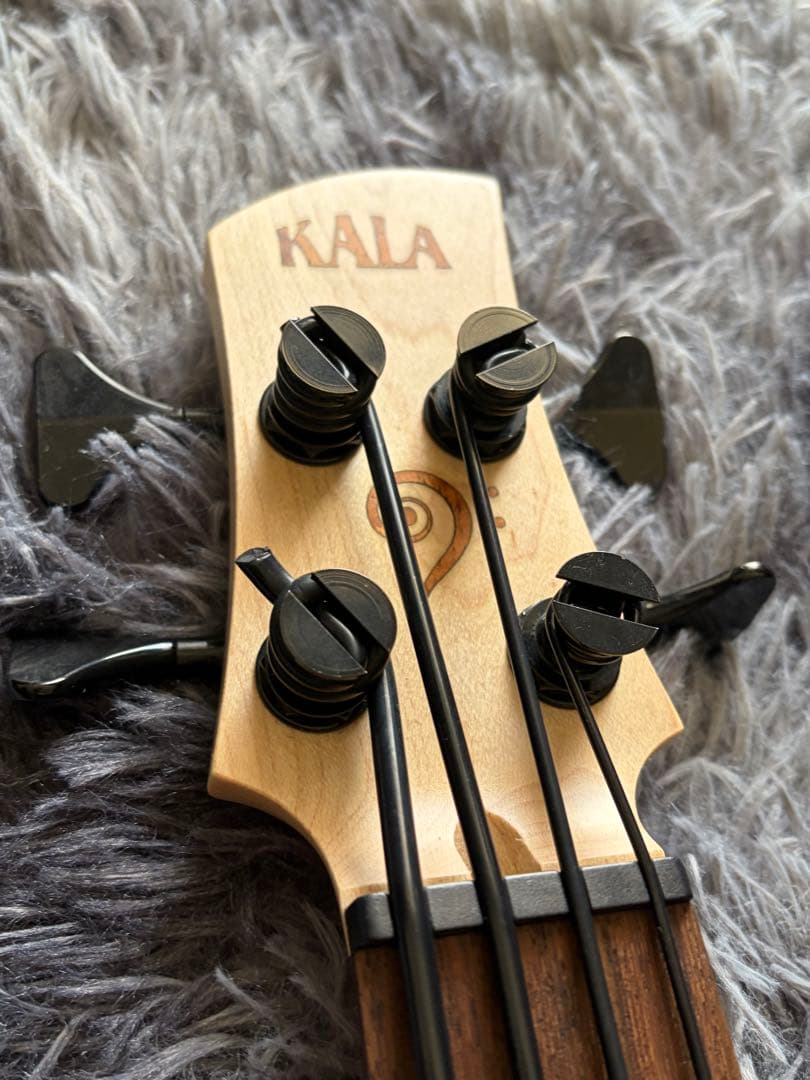 ベース KALA California U-BASS Hawaiian Fretless